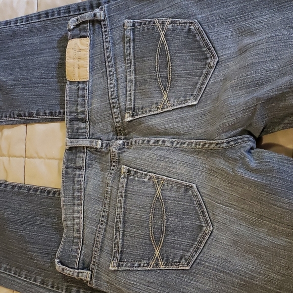 New Abercrombie & Fitch jeans - Picture 2 of 5